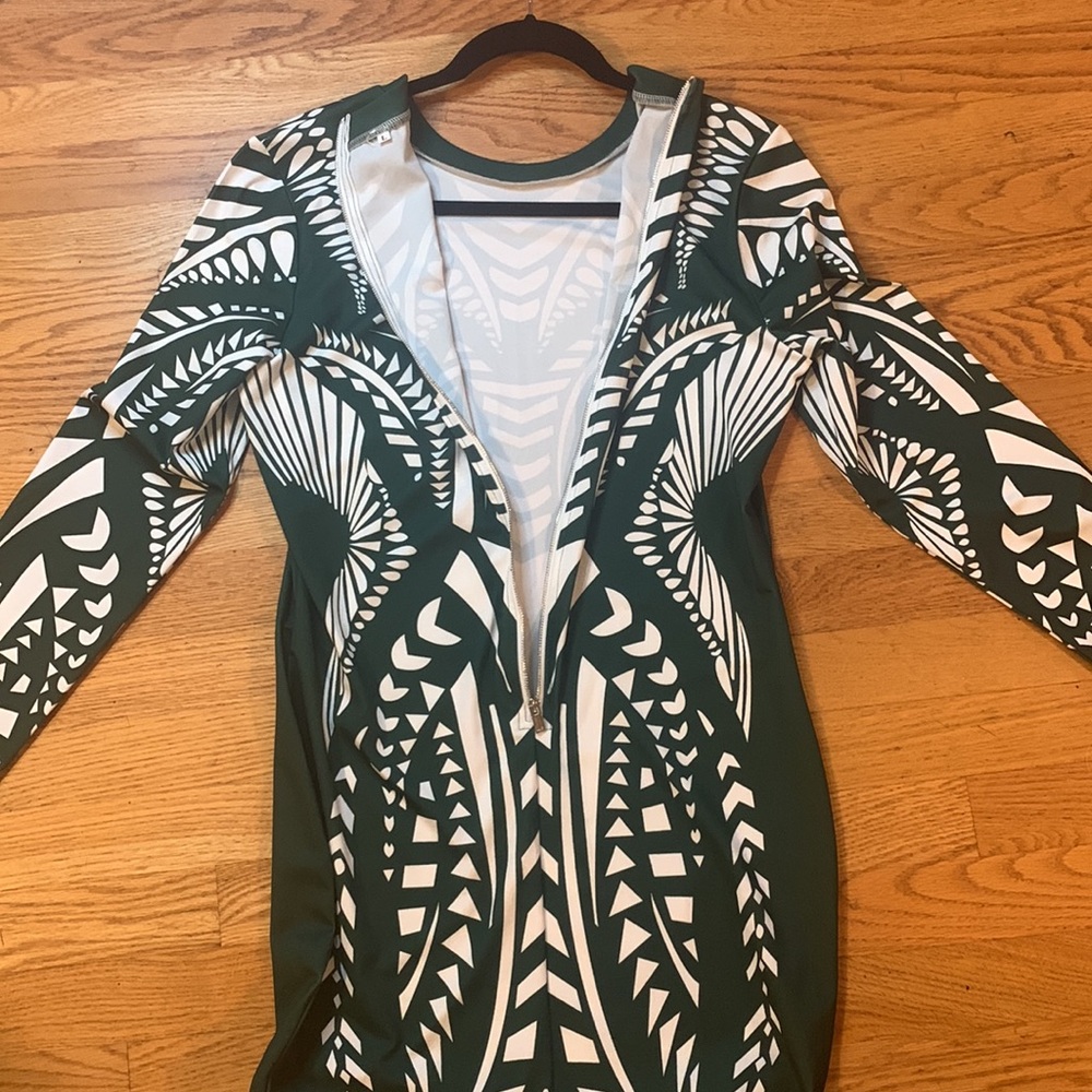 SHEIN Dress NWOT hunter green and white - really very stunning! - Picture 4 of 7